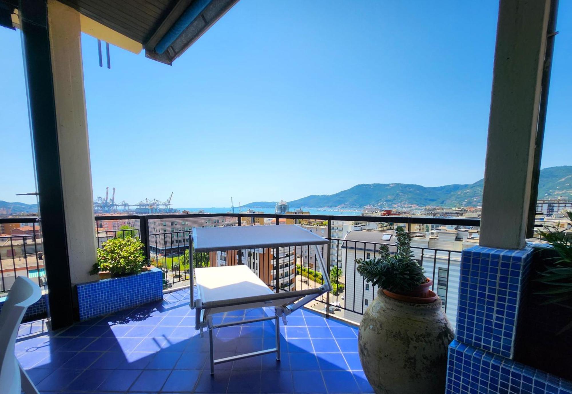 Decimo Cielo Vista Mare Appartamento La Spezia